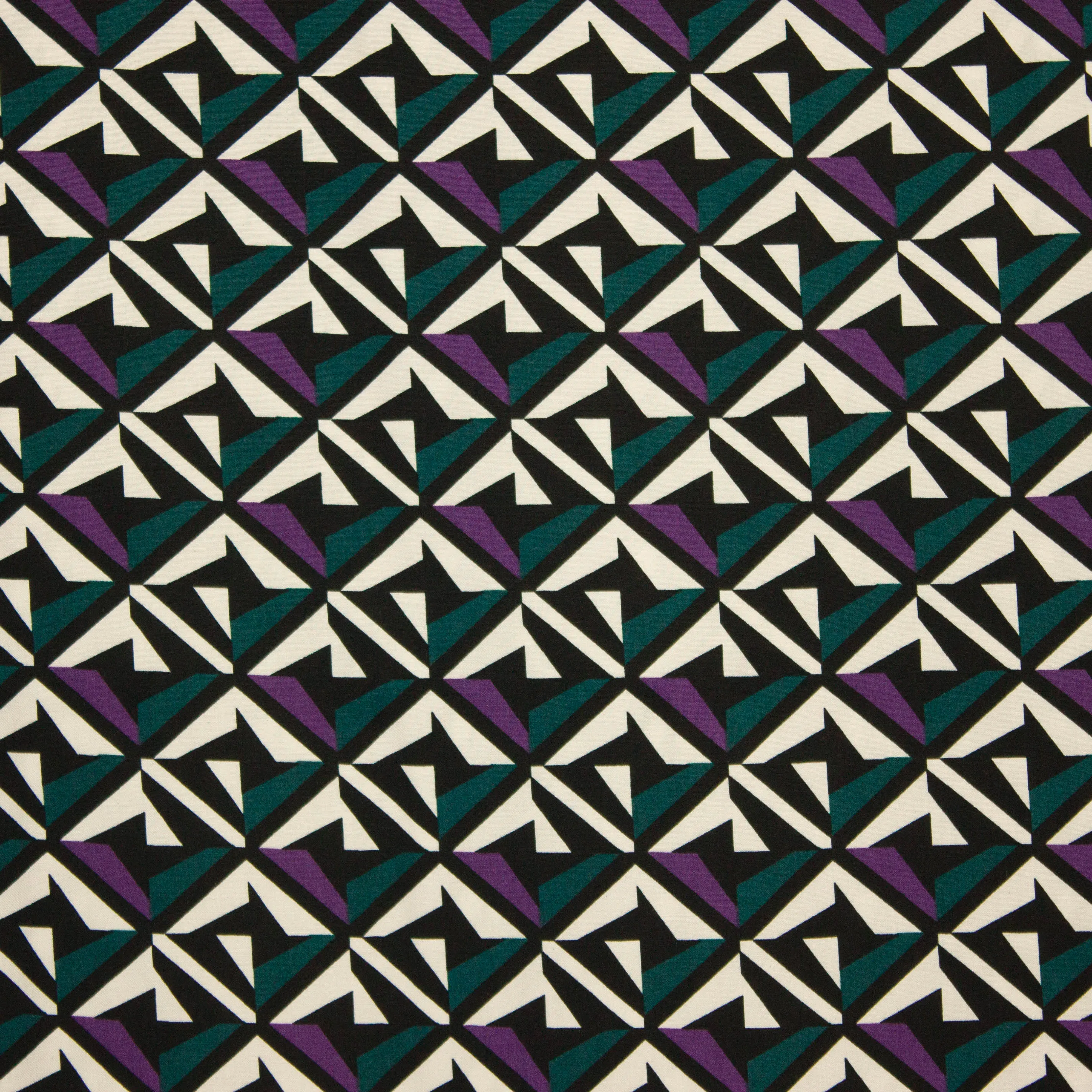 Viscose met paarsgroen geometrisch patroon